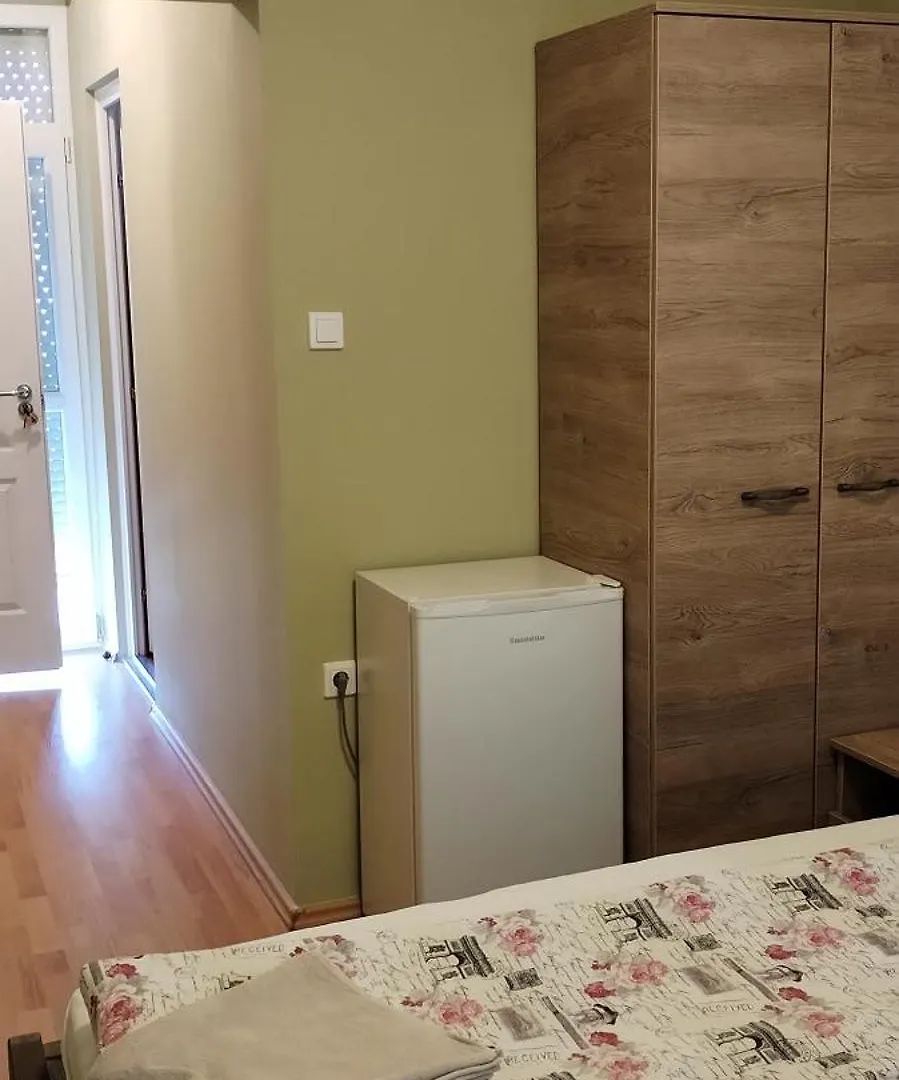 Levendula apartmanház Hajdúszoboszló 0*,